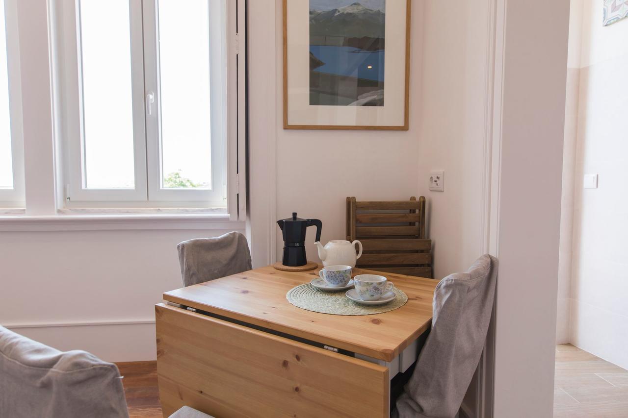 Lovelystay - Comfortable With River Views *